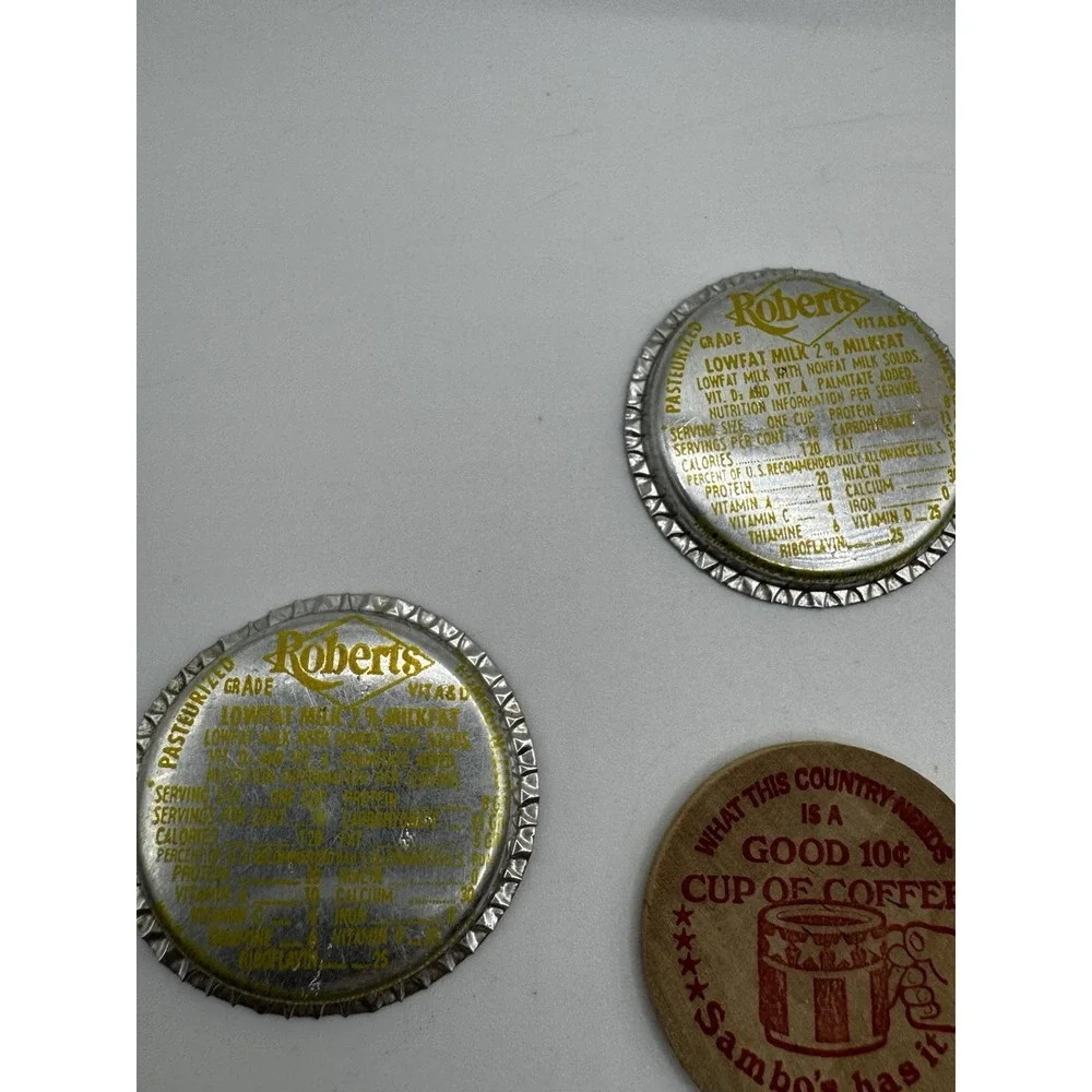 Vintage Advertising Lot Roberts Milk Caps Sambos Coffee Token Wooden Nickels 6pc